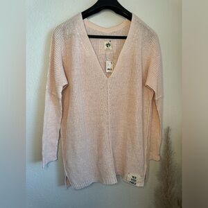 NWT- We The Free Oversized V-neck Knit Sweater Tunic Style in Starfish Large